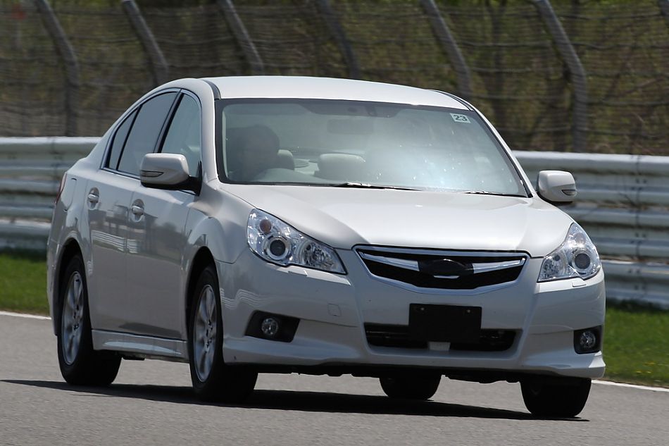 试驾斯巴鲁新力狮