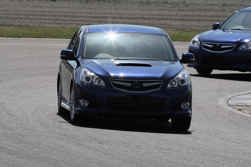 试驾斯巴鲁新力狮