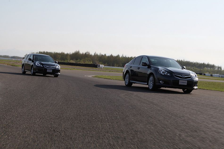 试驾斯巴鲁新力狮