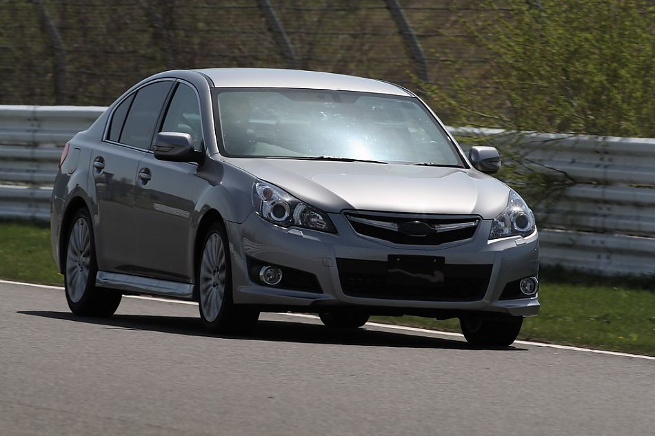 试驾斯巴鲁新力狮