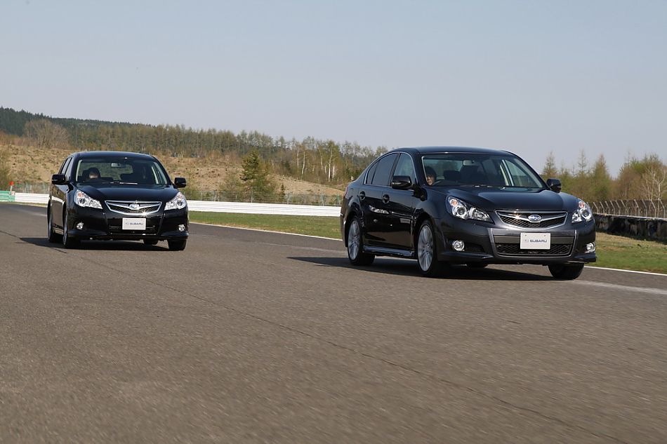 试驾斯巴鲁新力狮