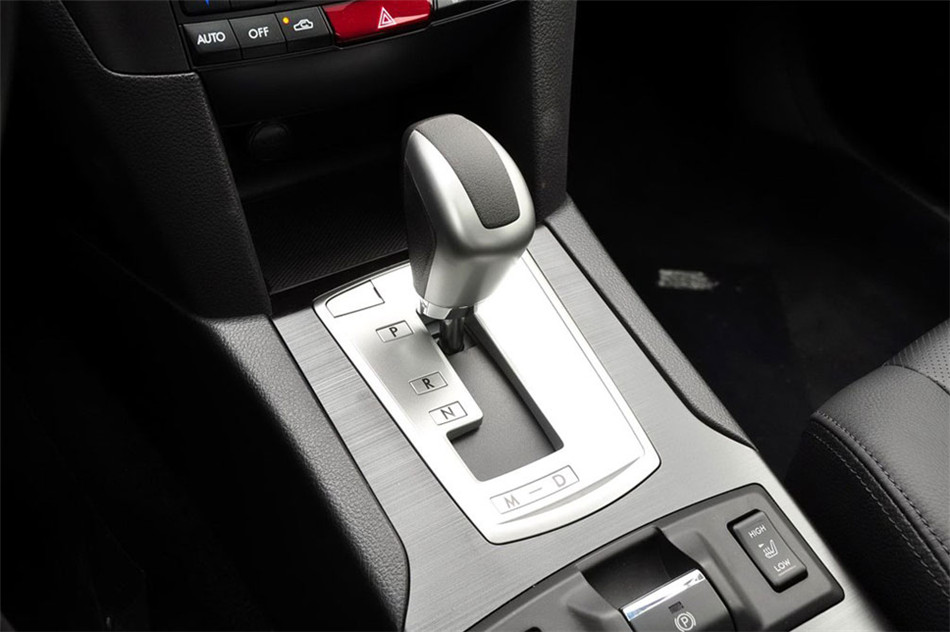 力狮 2013款 2.5i-X CVT 豪华版 内饰