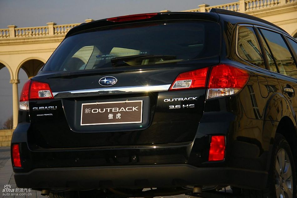 斯巴鲁新傲虎外观实拍