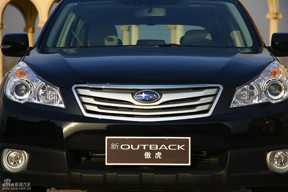 斯巴鲁新傲虎外观实拍