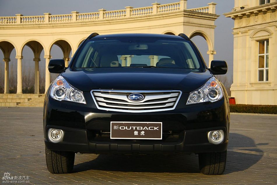 斯巴鲁新傲虎外观实拍