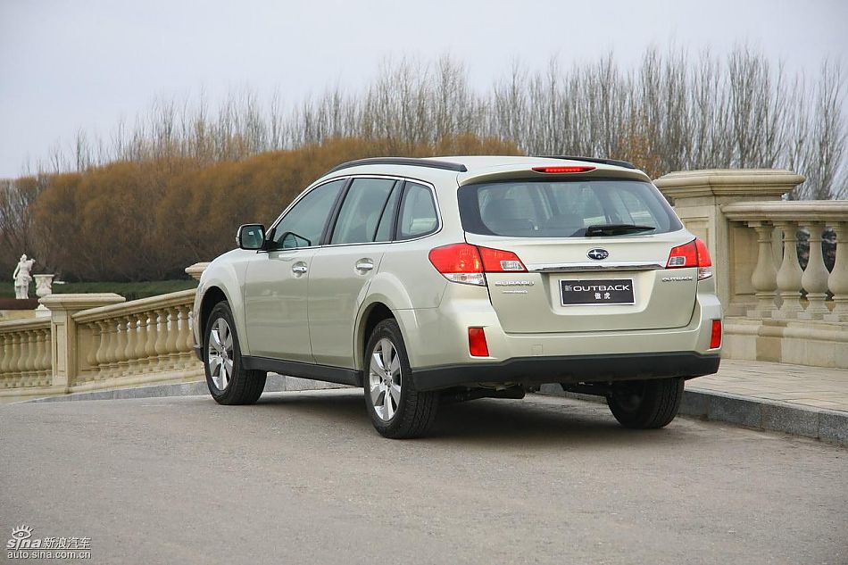 斯巴鲁新傲虎外观实拍