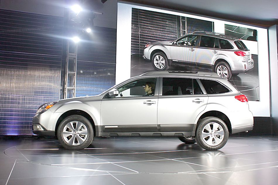 斯巴鲁新傲虎实拍