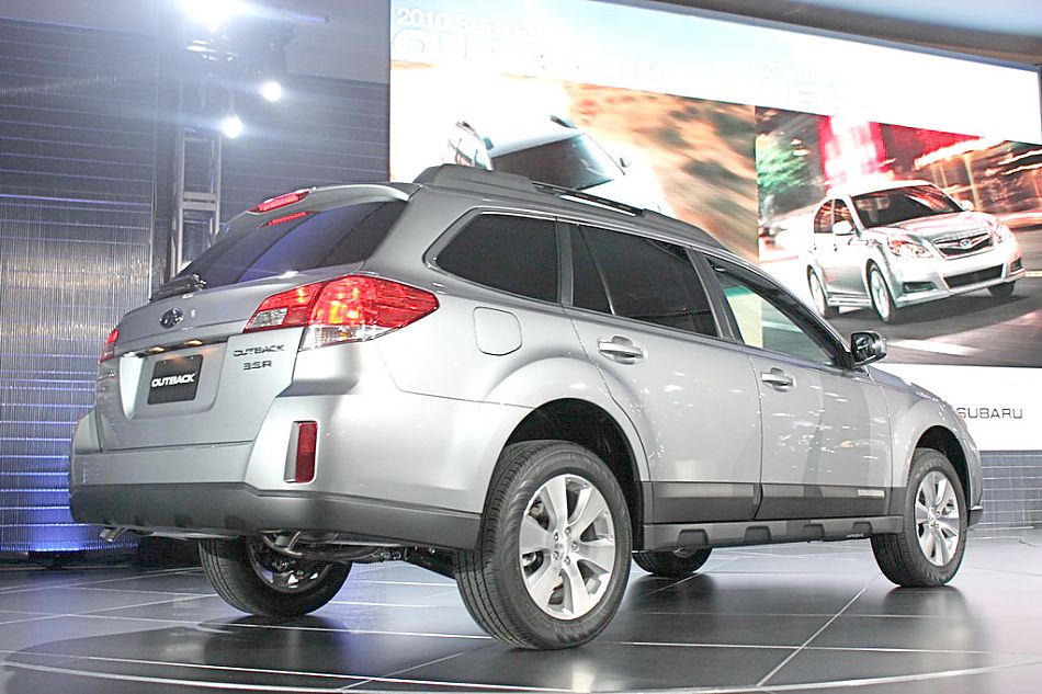 斯巴鲁新傲虎实拍