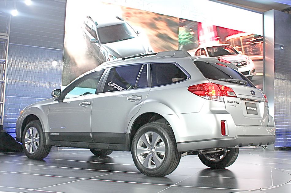 斯巴鲁新傲虎实拍