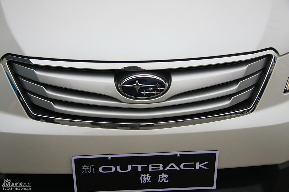 斯巴鲁新傲虎外观实拍