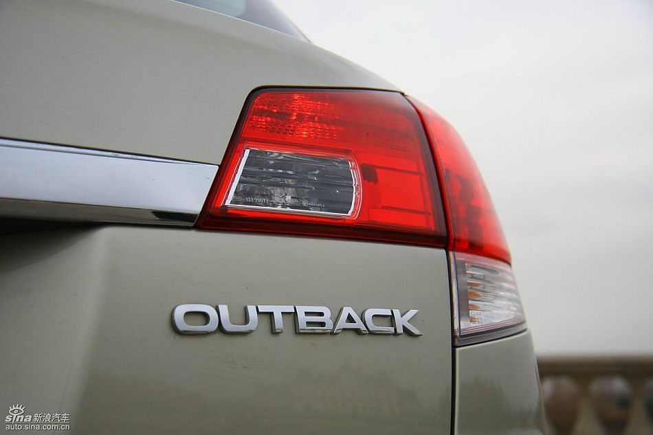 斯巴鲁新傲虎外观实拍