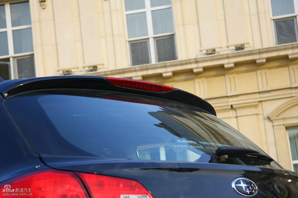 斯巴鲁新傲虎外观实拍