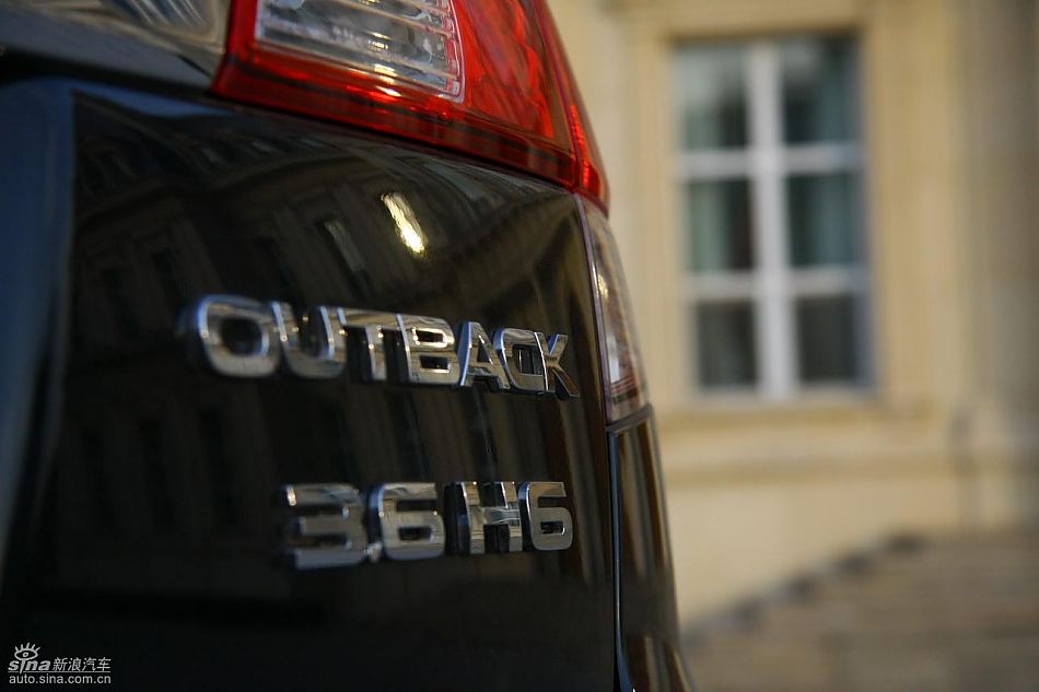 斯巴鲁新傲虎外观实拍