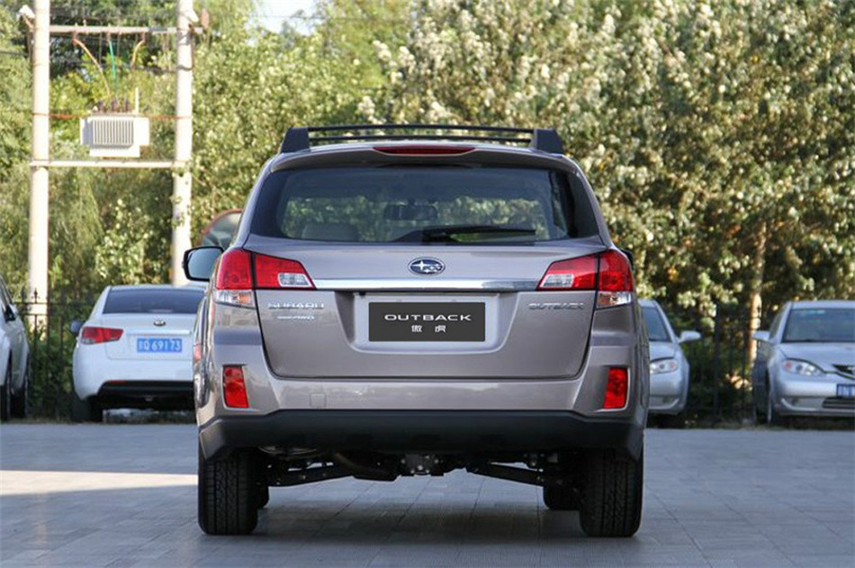 2013款 2.5i AT 豪华版 外观