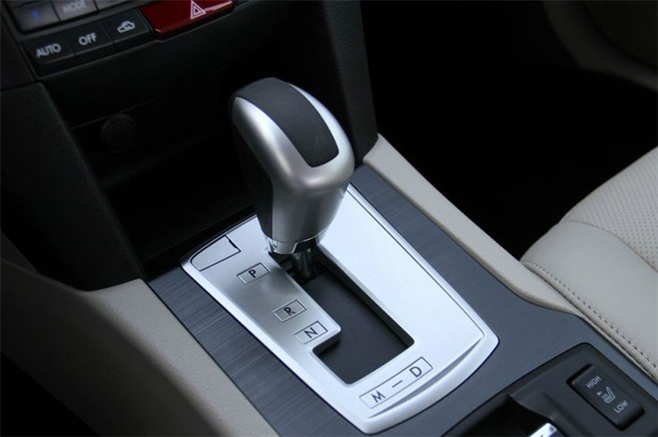 2013款 2.5i AT 豪华版 内饰