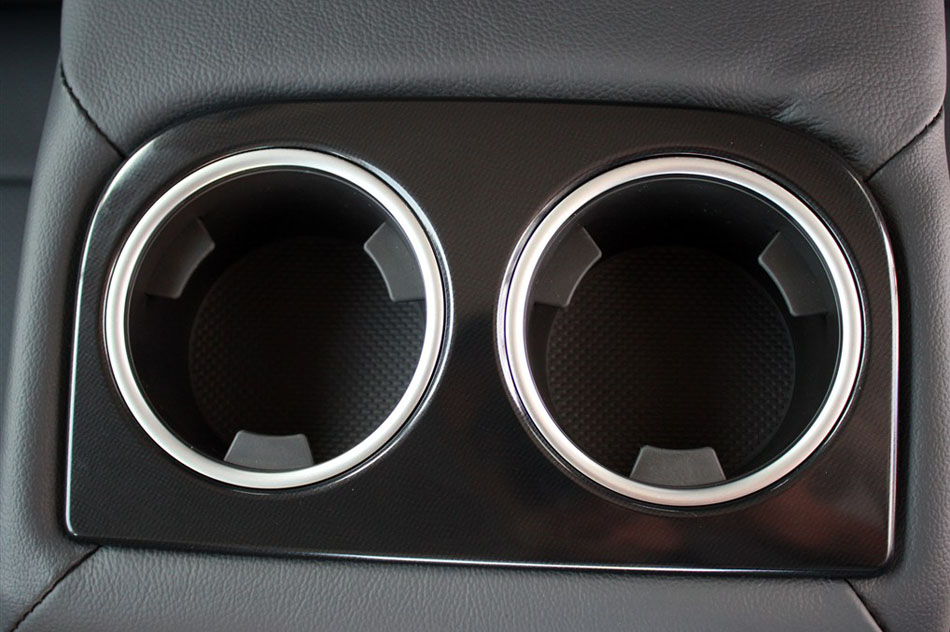 2015款 2.5i 运动导航版 座椅空间