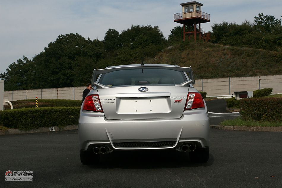 斯巴鲁翼豹WRX STI