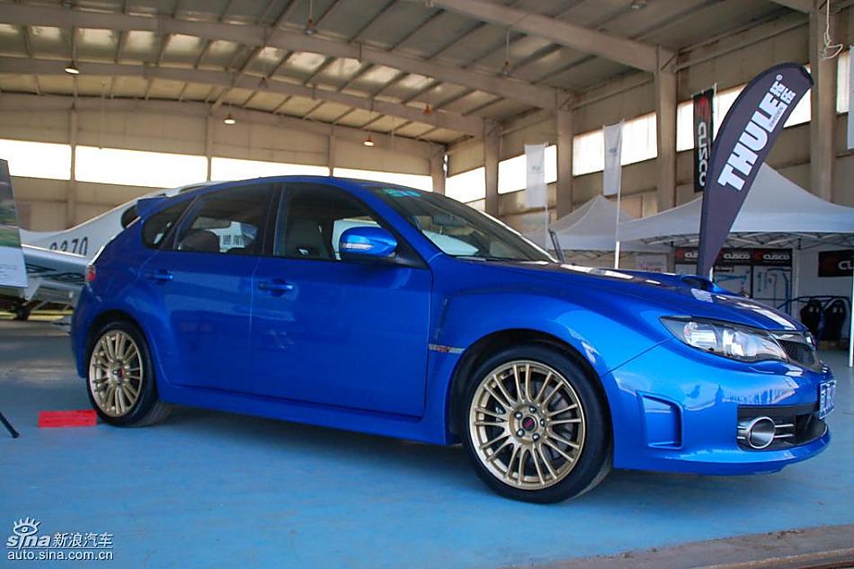 斯巴鲁翼豹WRX STI实拍