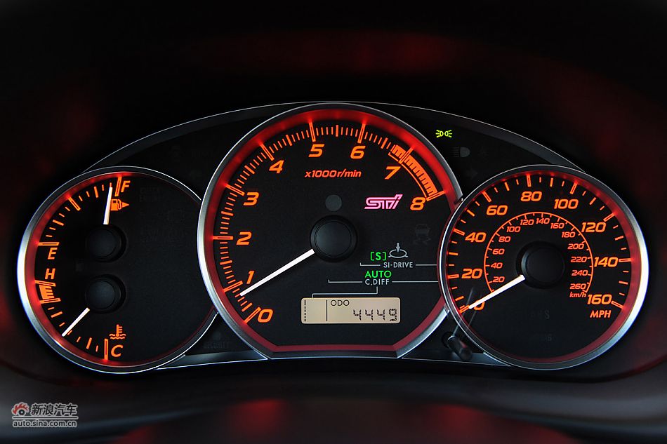 2011款翼豹WRX STi