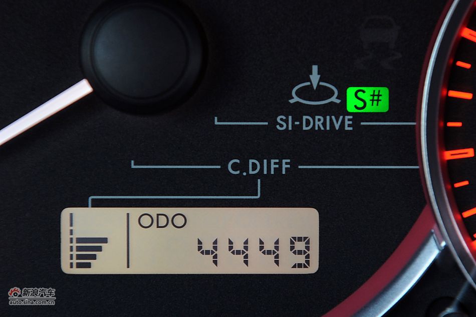 2011款翼豹WRX STi