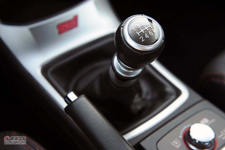 2011款翼豹WRX STi