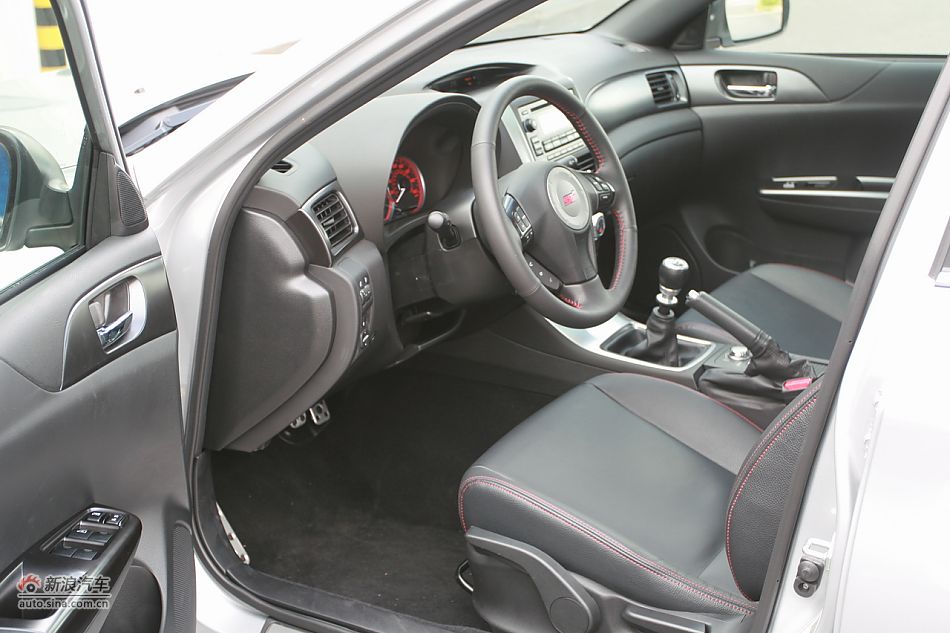 斯巴鲁翼豹WRX STI