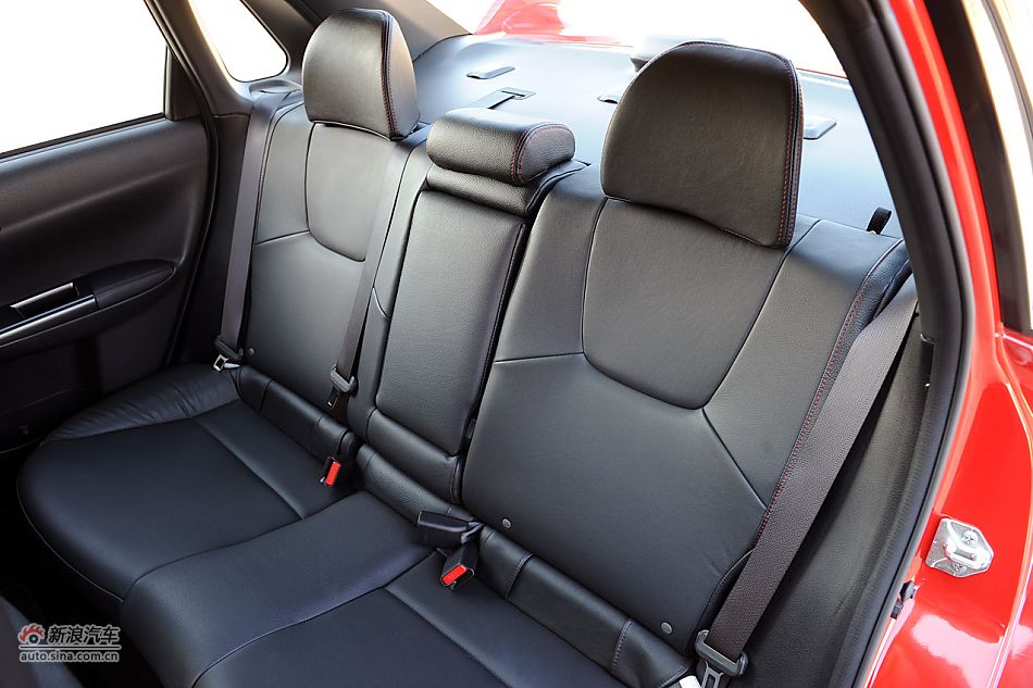 2011款翼豹WRX STi