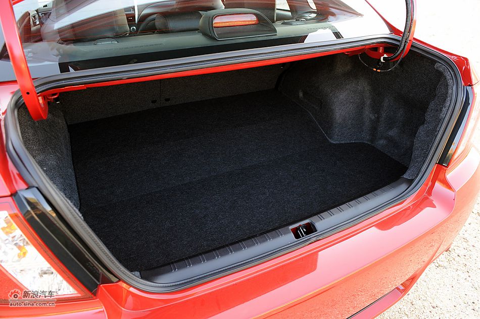 2011款翼豹WRX STi