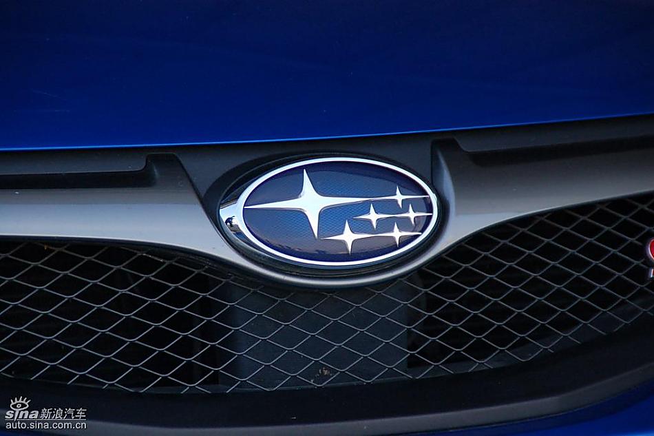 斯巴鲁翼豹WRX STI实拍