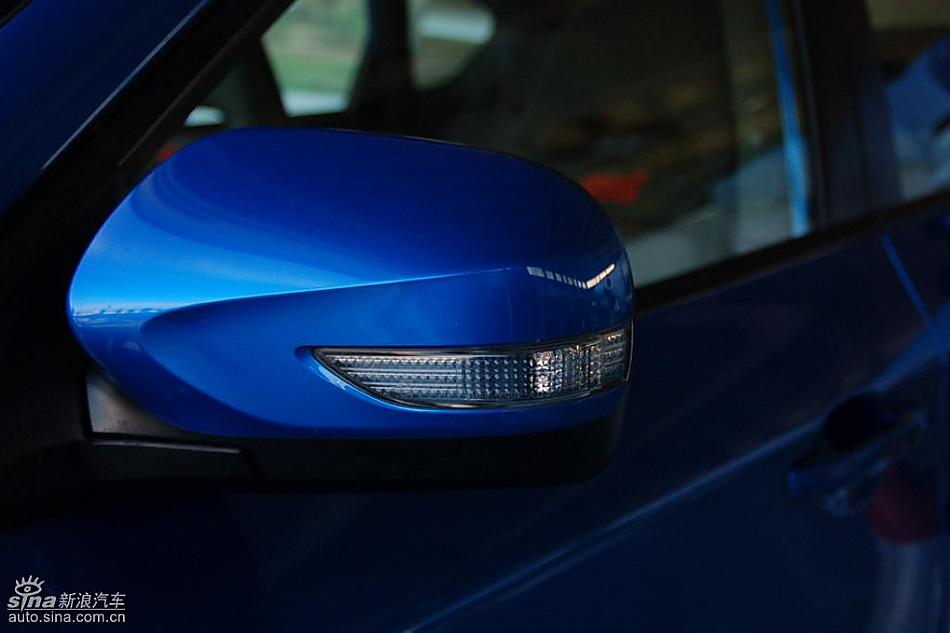 斯巴鲁翼豹WRX STI实拍