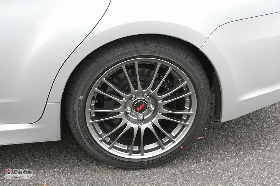 斯巴鲁翼豹WRX STI