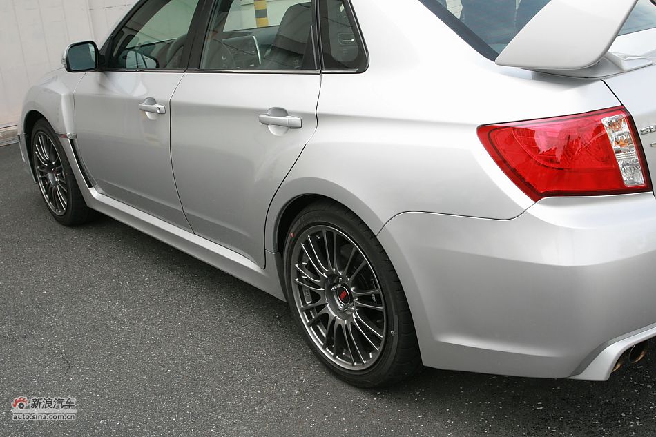 斯巴鲁翼豹WRX STI