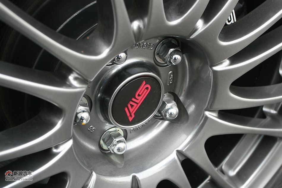 斯巴鲁翼豹WRX STI