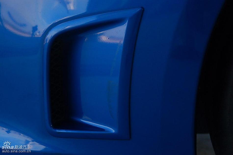 斯巴鲁翼豹WRX STI实拍