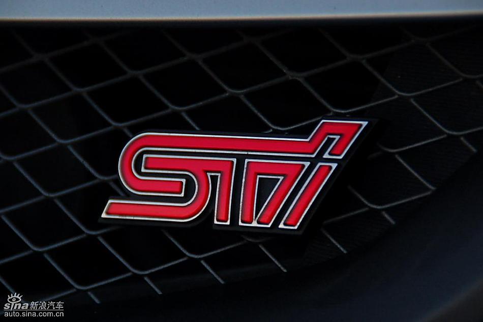 斯巴鲁翼豹WRX STI实拍