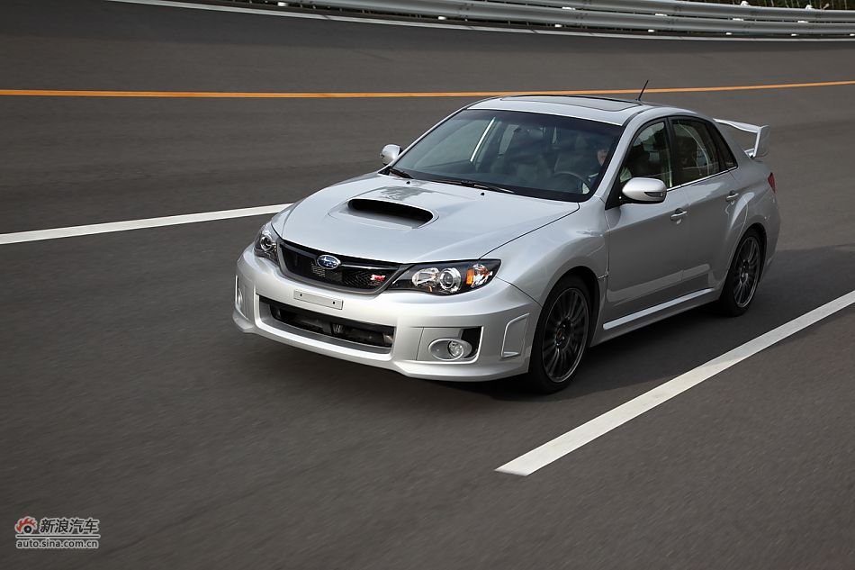 斯巴鲁翼豹WRX STI