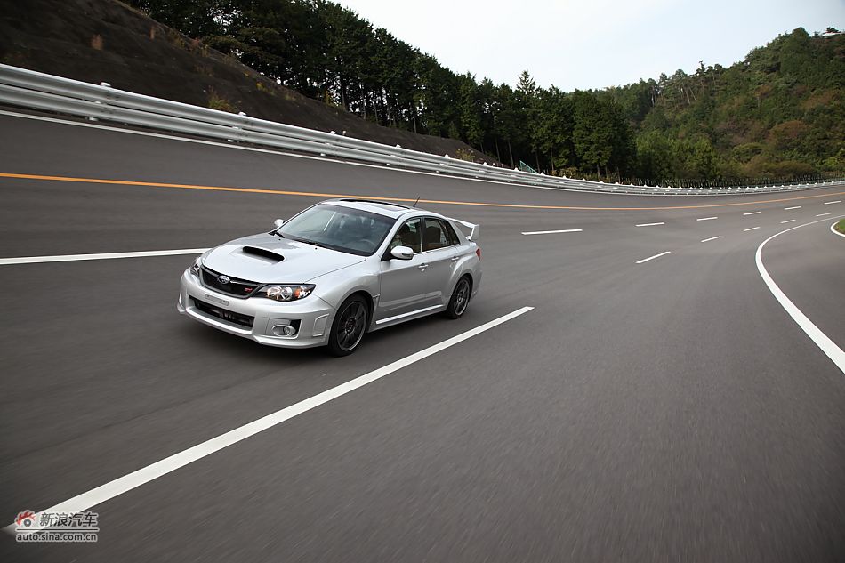 斯巴鲁翼豹WRX STI