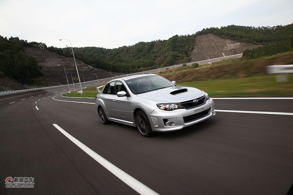 斯巴鲁翼豹WRX STI