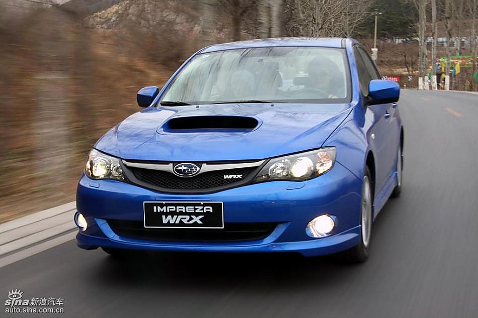 斯巴鲁三厢翼豹外观