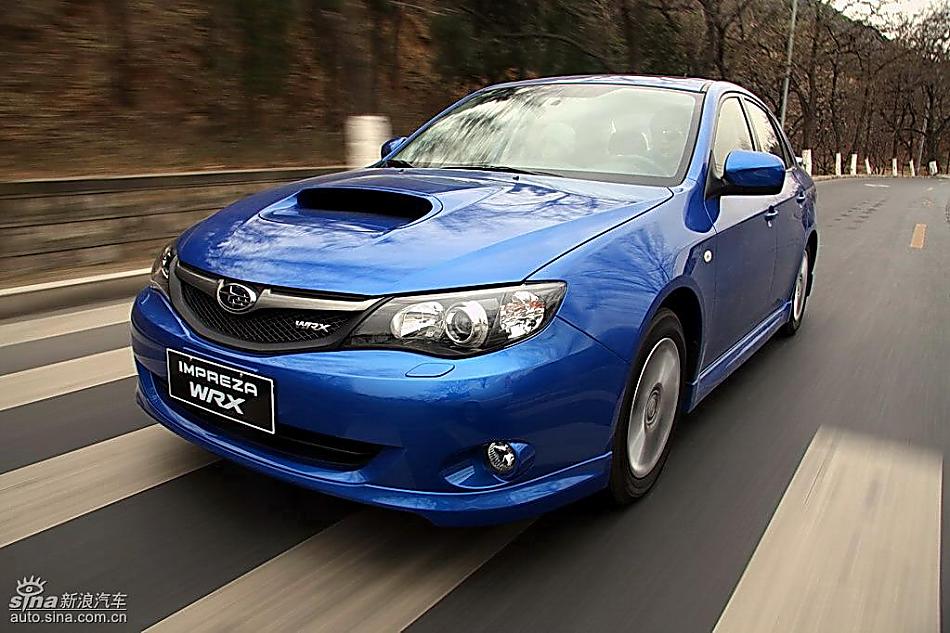 斯巴鲁三厢翼豹外观