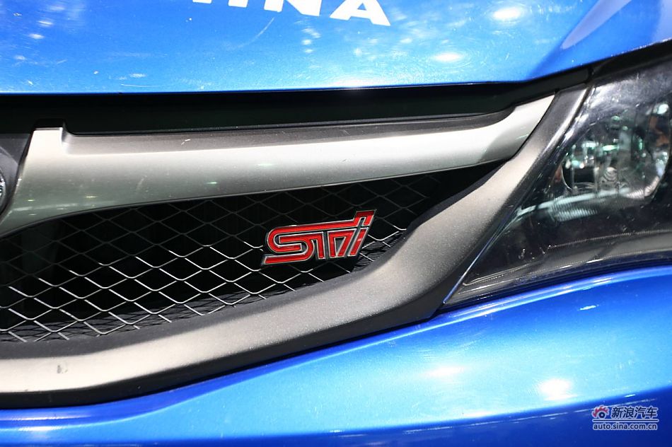 斯巴鲁翼豹STi改装赛车