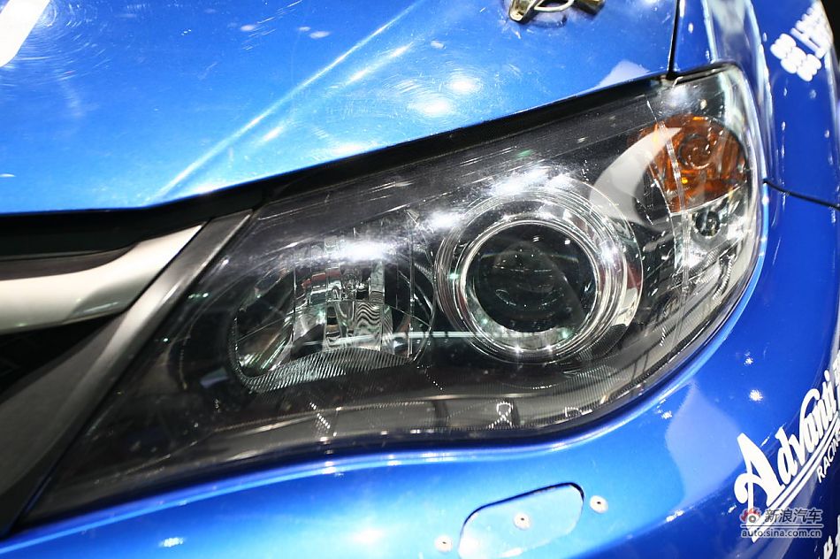 斯巴鲁翼豹STi改装赛车