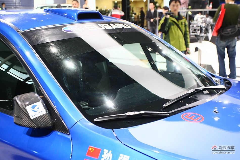 斯巴鲁翼豹STi改装赛车