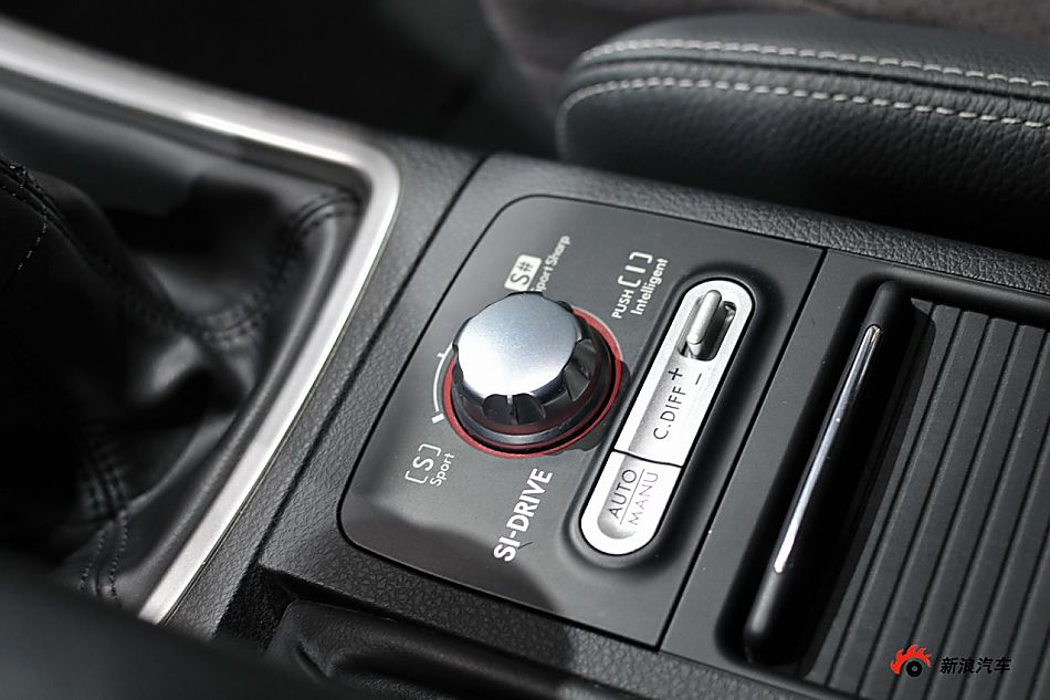 斯巴鲁翼豹WRX-STI