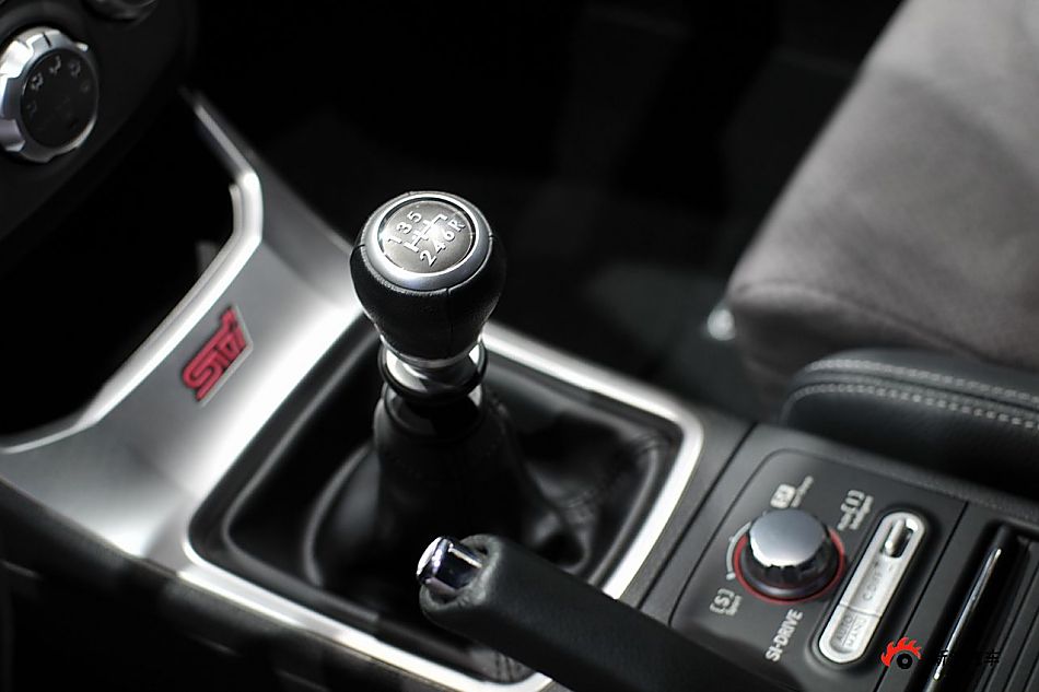 斯巴鲁翼豹WRX-STI