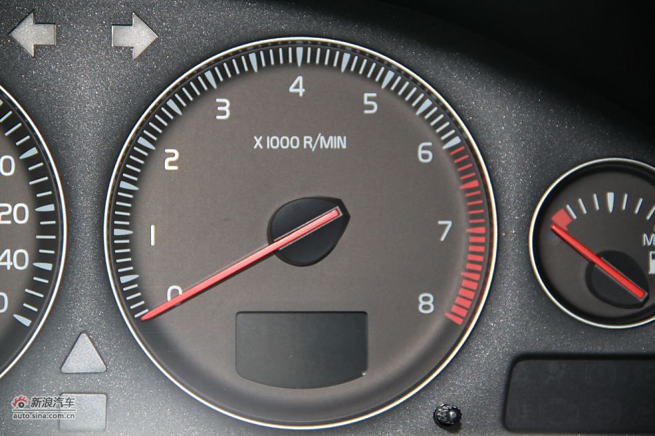 2010款沃尔沃XC90 3.2