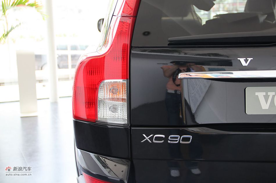 2010款沃尔沃XC90 3.2
