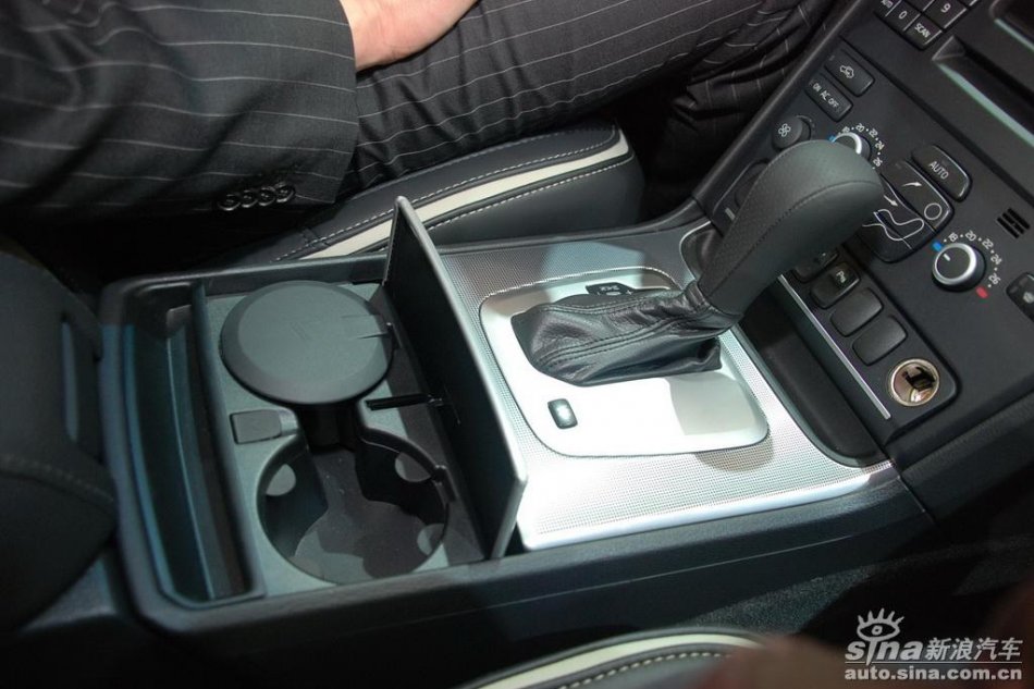 沃尔沃XC90 R-Design