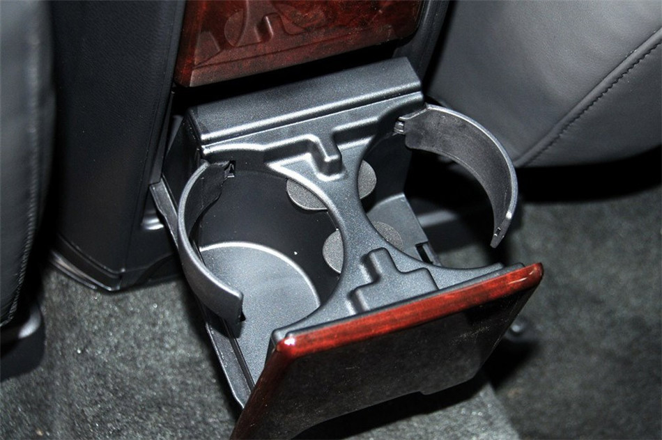 沃尔沃XC90 2013款 2.5T AT 行政升级版