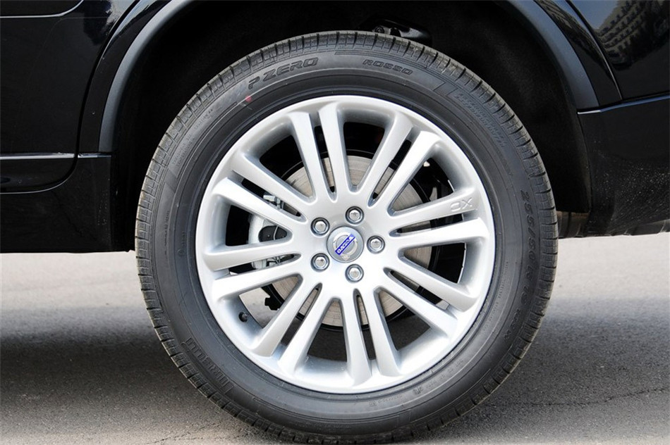 沃尔沃XC90 2013款 2.5T AT 行政升级版